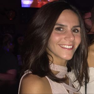 Meet your Posher, Angela